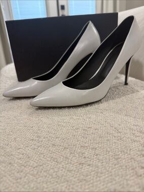 Theory Amria Sleek Pointed Toe Stiletto Pumps